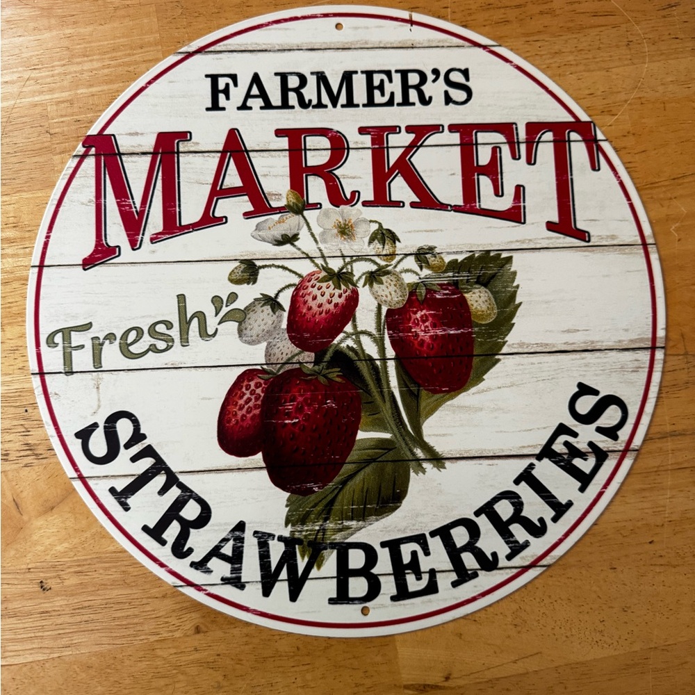 Vintage Style Farmer's Market Wall Sign - Red and Green